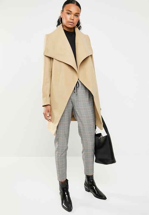 Missguided - Belted waterfall coat - camel