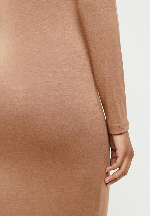 Missguided - Basic long sleeve crew neck midi dress - camel