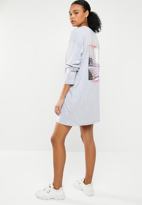 Missguided - Oversized long sleeve T-shirt dress 11th ave - grey