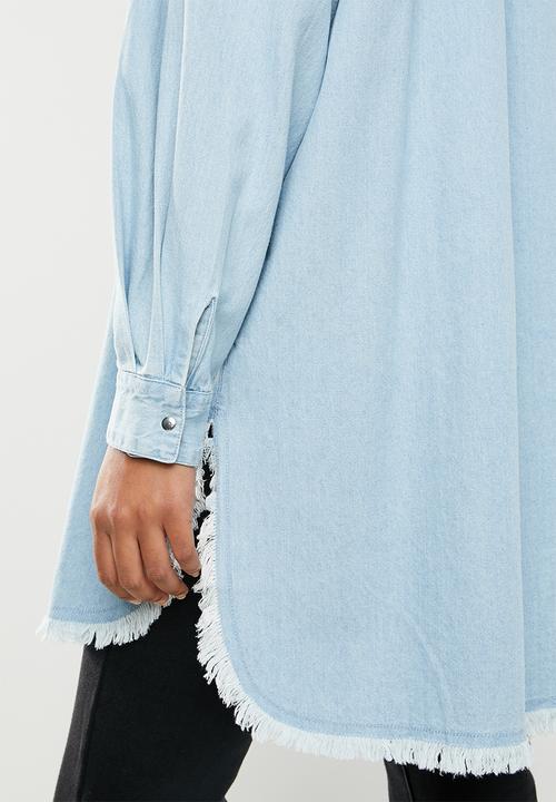 Missguided - Oversized distressed denim shirt - blue