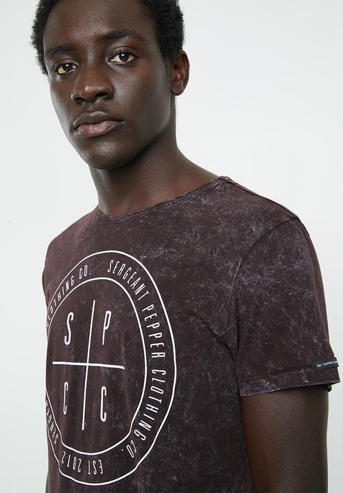 S.P.C.C - White wash circle logo tee - burgundy