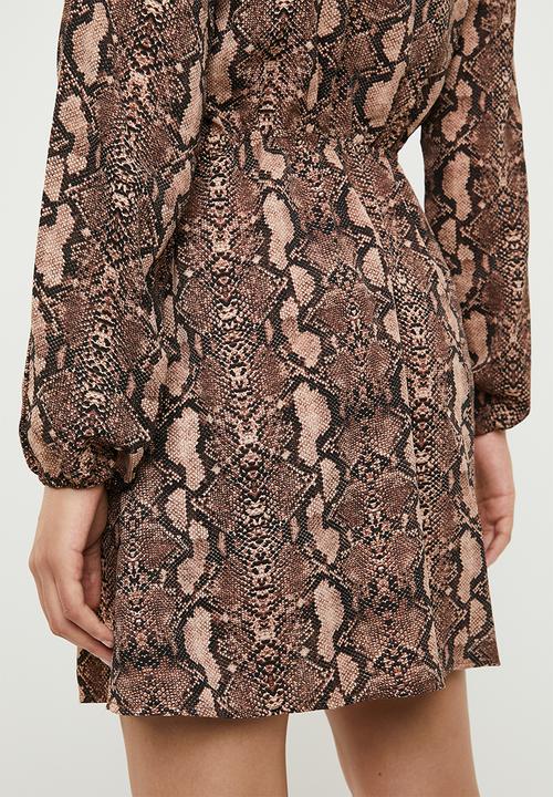 Missguided - Tie waist long sleeve shirt dress snake - brown