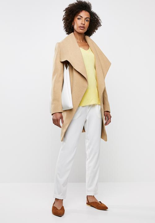 edit - Essential v-neck jersey - yellow 