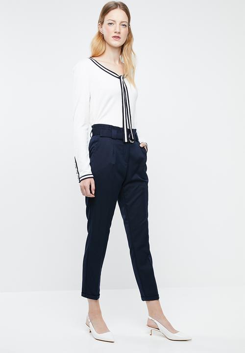 Vero Moda - Lynn glory v-neck knit top - cream