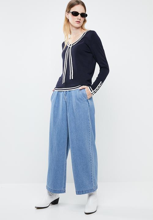 Vero Moda - Lynn glory v-neck knit top - navy