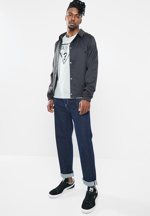 GUESS - Triangle tee - grey