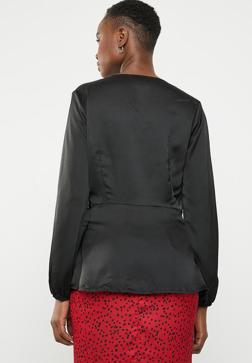 Missguided - Long sleeve wrap side satin blouse - black
