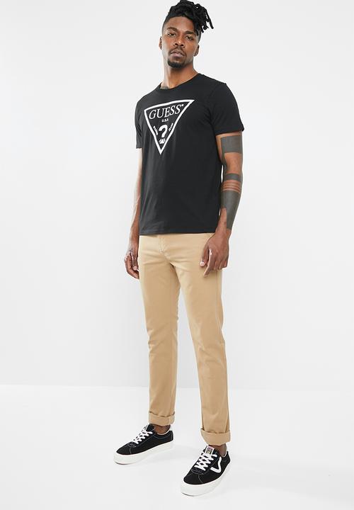 GUESS - Triangle short sleeve tee - black