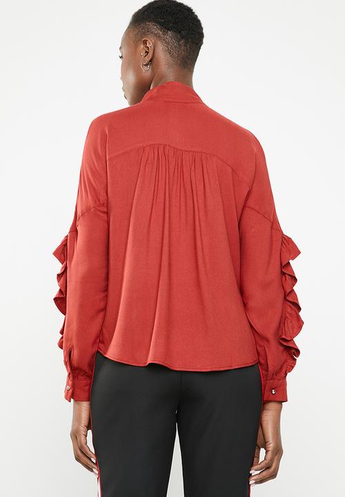Superbalist - Ruffle zip blouse - red