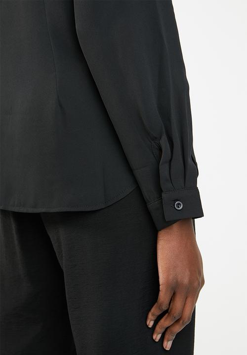 edit - Ruffle blouse - black