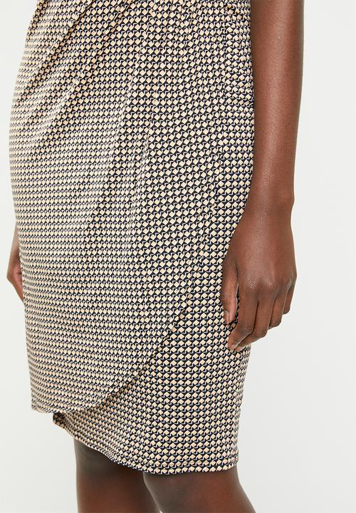 edit - Wrap front drape dress - tan & black 