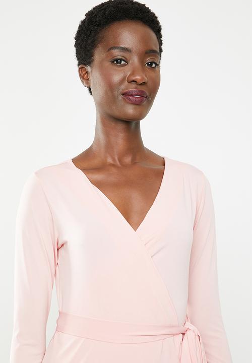 edit - 3/4 Sleeve wrap dress - pale pink