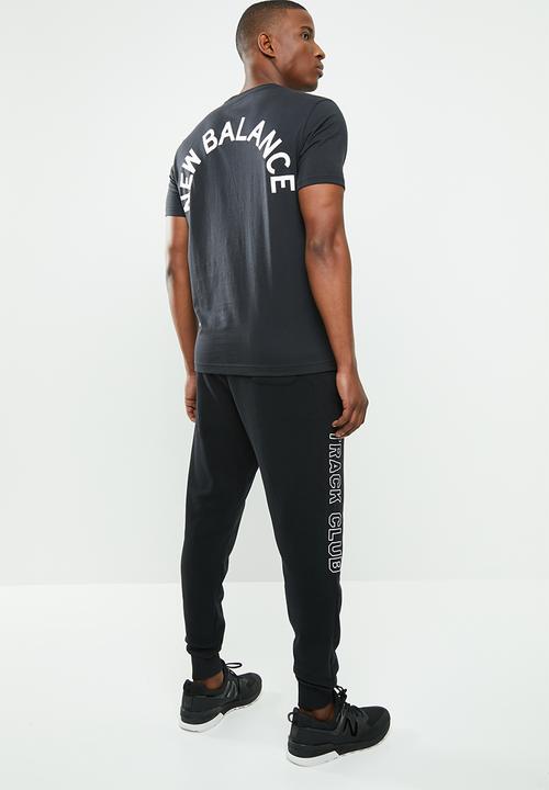 New Balance  - Arch graphic tee - black