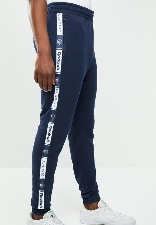 Reebok Classic - CL FT taped pant - blue