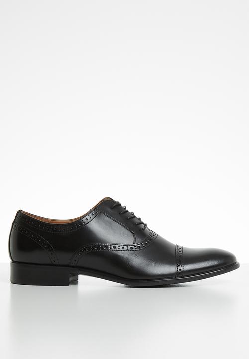 Call It Spring - Tayhler - black