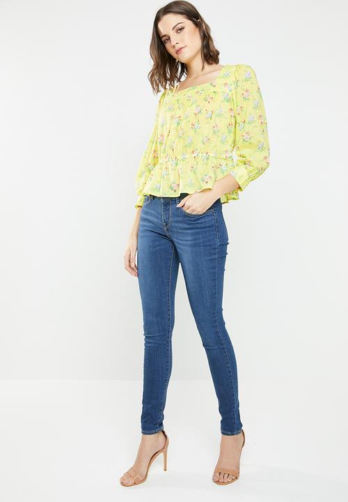 Levi’s® - Nafisa spring blooms - yellow