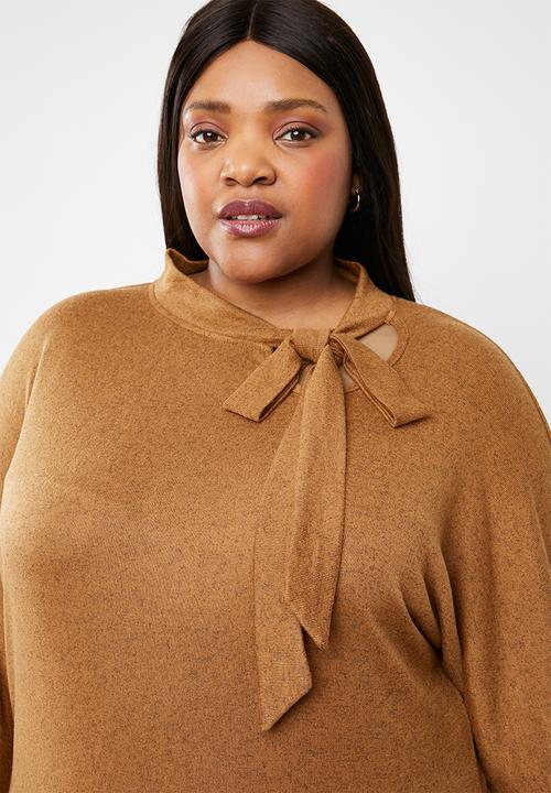 STYLE REPUBLIC PLUS - Necktie detail knit dress - tan