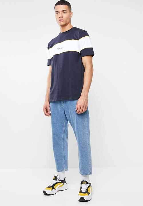 Mennace - Short sleeve script tee - navy