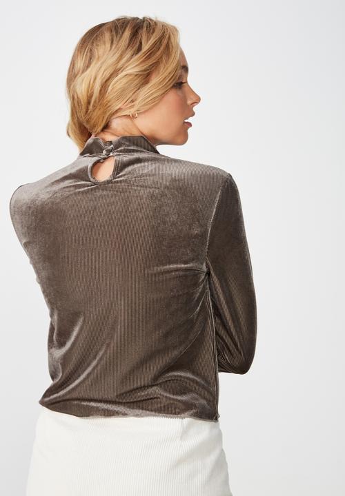 Cotton On - Maeve velvet high neck top  - brown