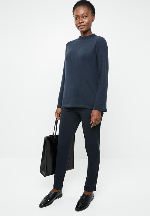 edit - Turtle neck sweater - navy