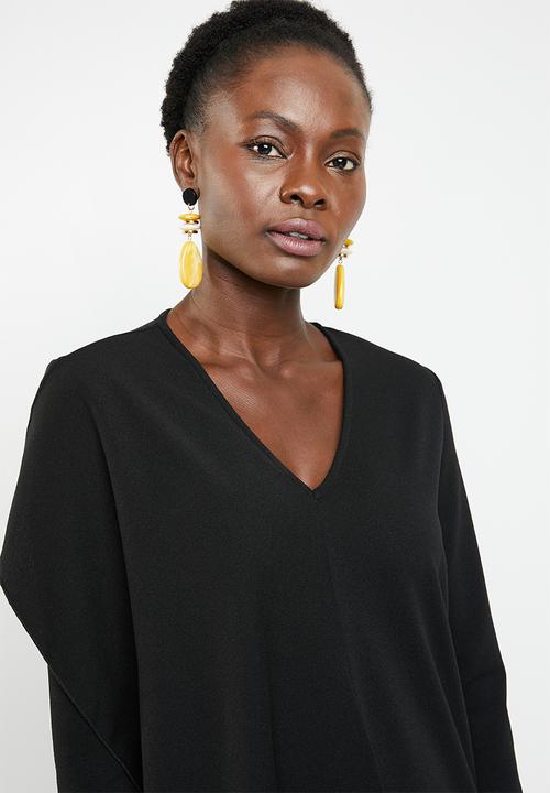 edit - 3/4 Dress with front frill - black