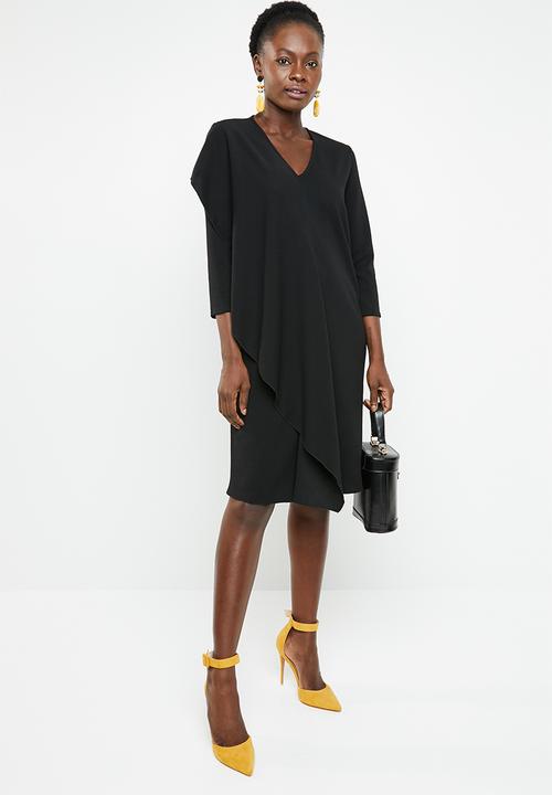 edit - 3/4 Dress with front frill - black