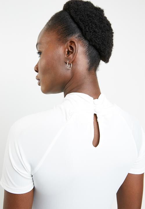 edit - High neckline short sleeve top - white