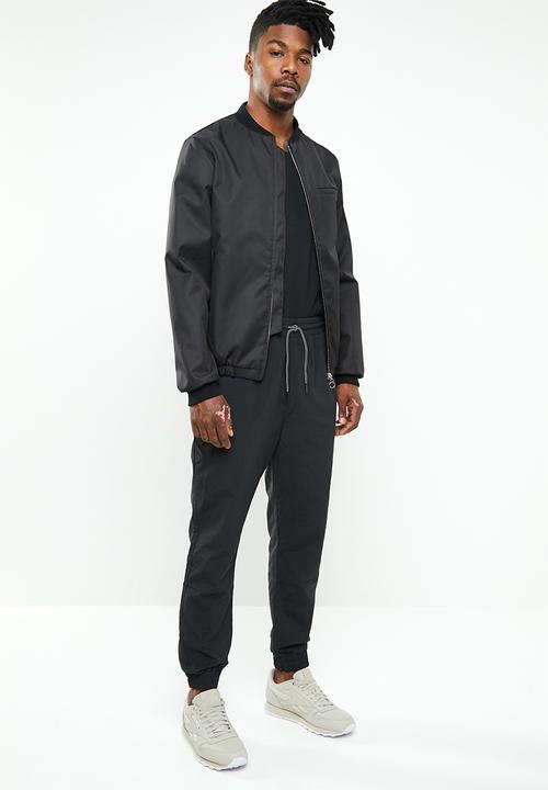 Reebok - CL unisex v trackpant - black