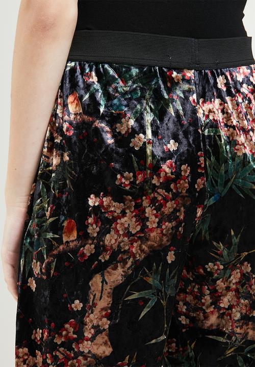 ONLY - Alex wide printed velvet pants - black