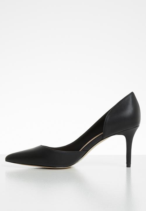 Call It Spring - Victoria court heel - black