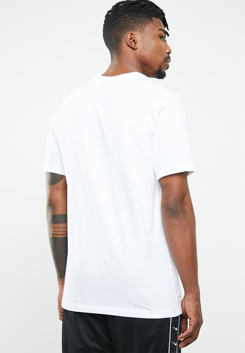 Nike - Nike seasonal statement T-shirt - white