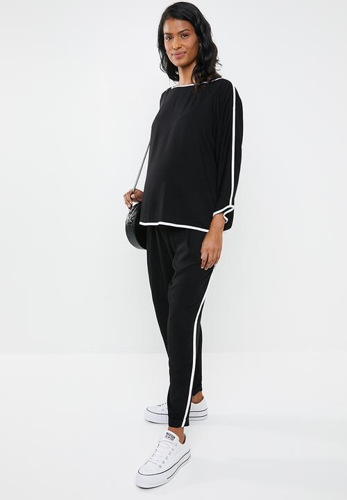 edit Maternity - Contrast binding shell blouse - black 