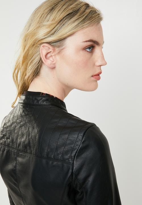 Vero Moda - Nora short leather look jacket - black