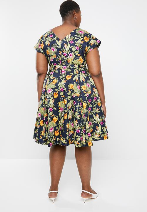 AMANDA LAIRD CHERRY - Plus size mia v neck dress - multi