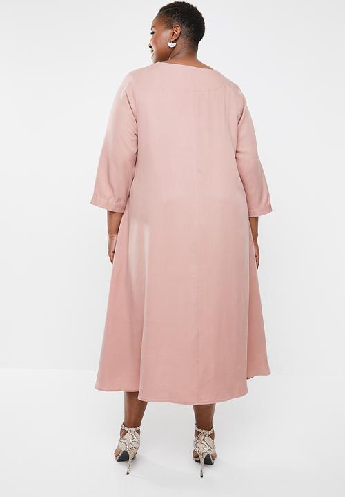 AMANDA LAIRD CHERRY - Plus size nomalizo midi dress - pink