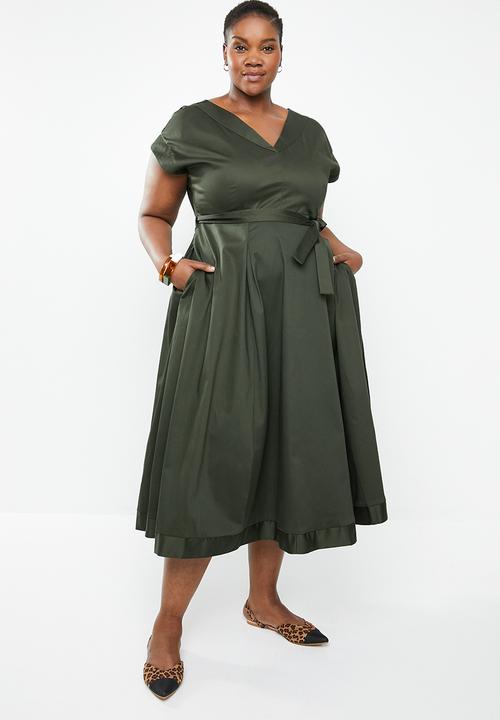 AMANDA LAIRD CHERRY - Plus size zweli v neck dress - olive