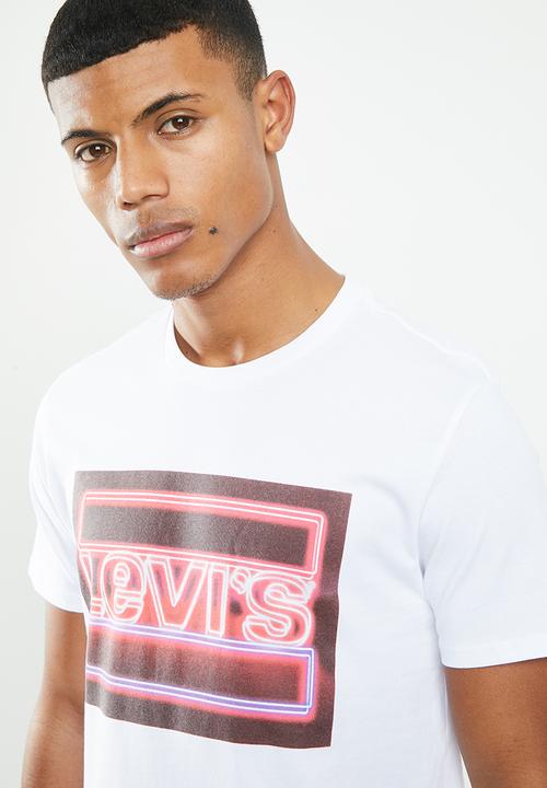 Levi’s® - Graphic set in neck 2 hm photo 2 - white