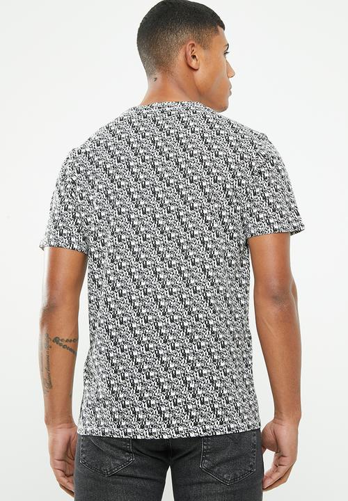 Levi’s® - Classic short sleeve pocket tee - black & white
