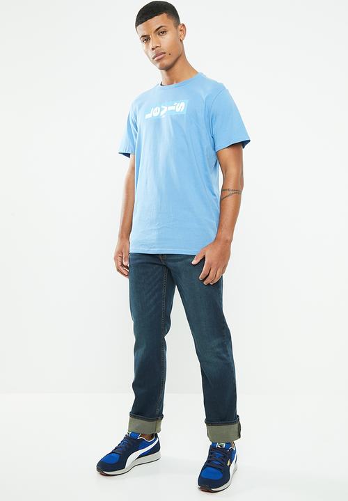 Levi’s® - Oversized graphic tee lazy tab - blue