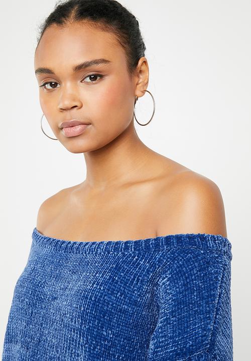 Missguided - Chenille off shoulder knitted jumper - blue