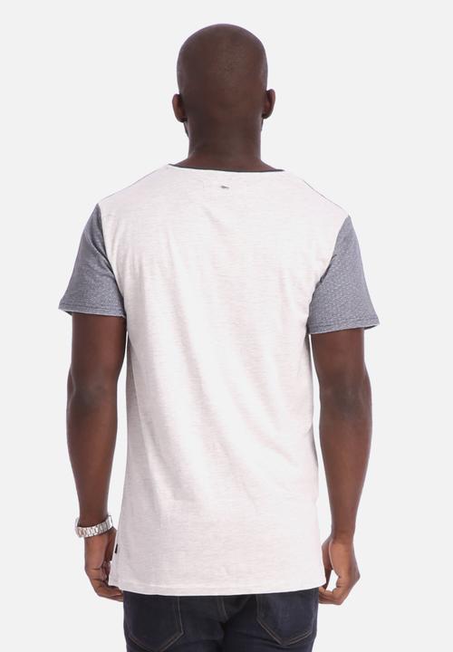 St Goliath - Absence Tee