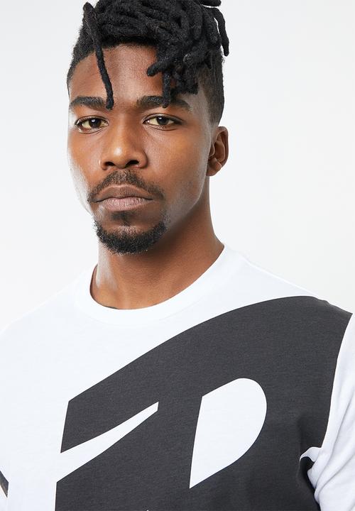 New Balance  - Contender graphic tee - white