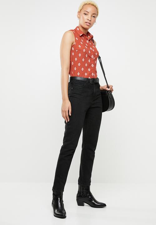 c(inch) - Basic sleeveless shirt - rust