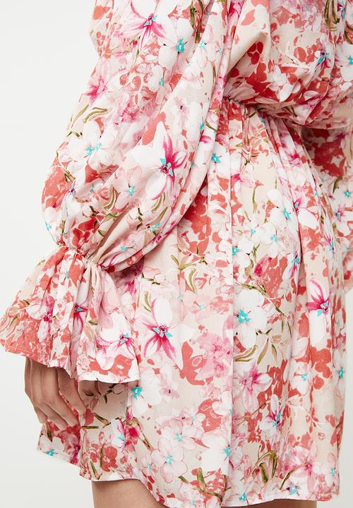 Missguided - Chiffon floral frill dress - pink