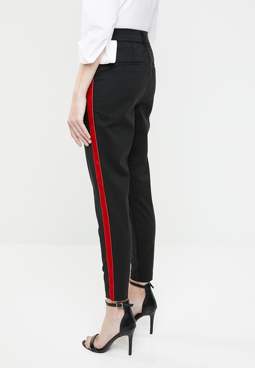 Vero Moda - Victoria Mr Velvet rib ankle pants - black & red