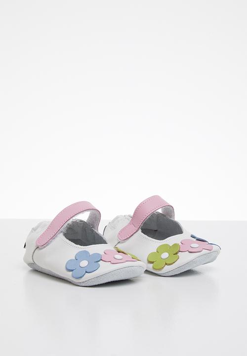 shooshoos - Flower garland pumps - white