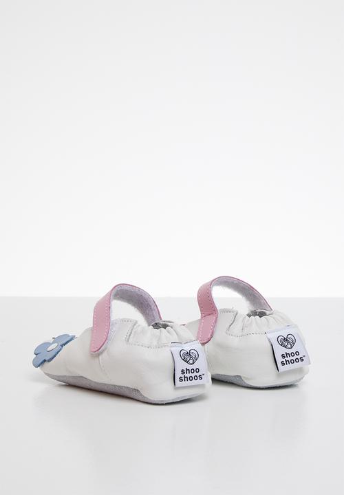 shooshoos - Flower garland pumps - white