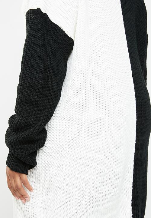 Missguided - Curve roll neck spliced jumper dress - black & white