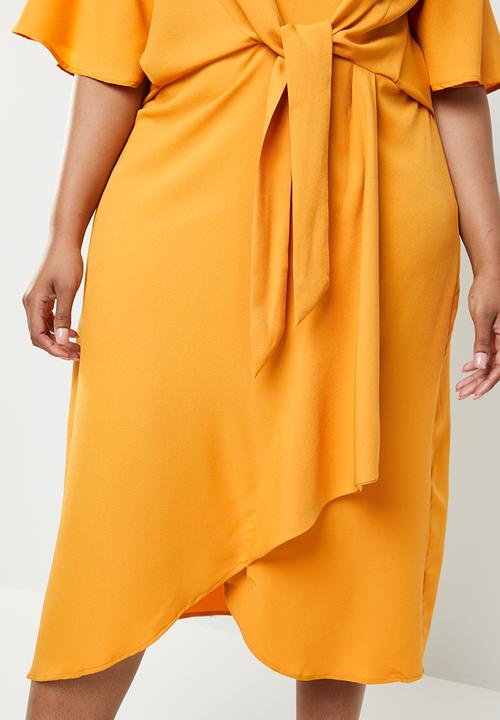 Missguided - Curve tie front knot midi dress - yellow