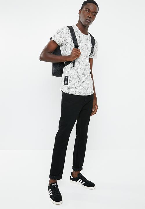 S.P.C.C - The pollock tee - off white & black 